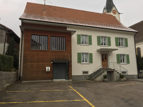 Defibrillator 2 Defibrillator 2